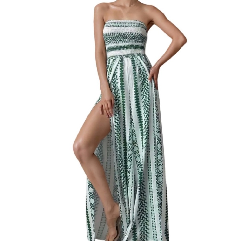 Elegant Strapless Green Patterned Dress